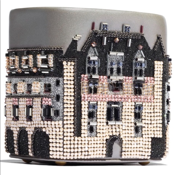 Meet your Posher, Christina - Picture 6 of 16